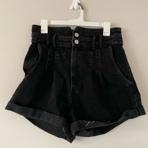 black Zara shorts. Size 8